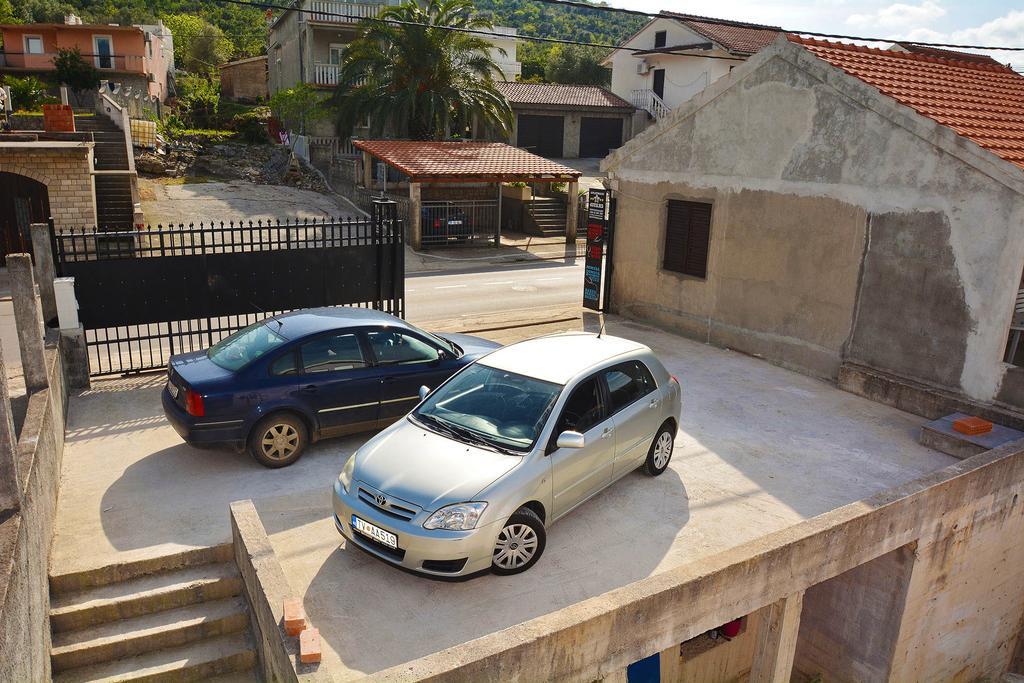 Apartments Bella Di Boka Тиват Екстериор снимка