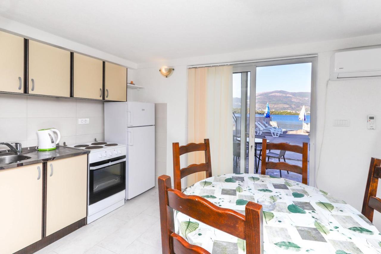 Apartments Bella Di Boka Тиват Екстериор снимка