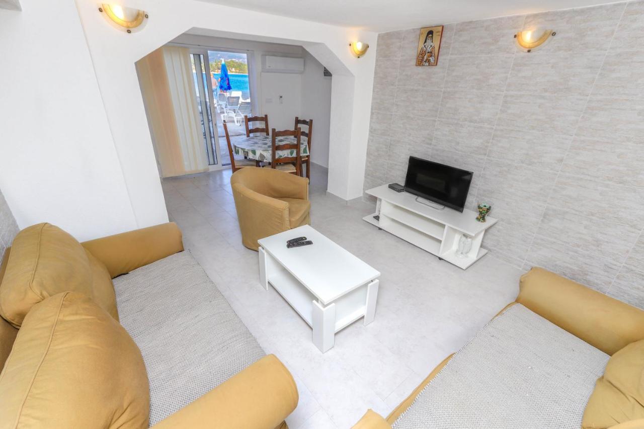 Apartments Bella Di Boka Тиват Екстериор снимка