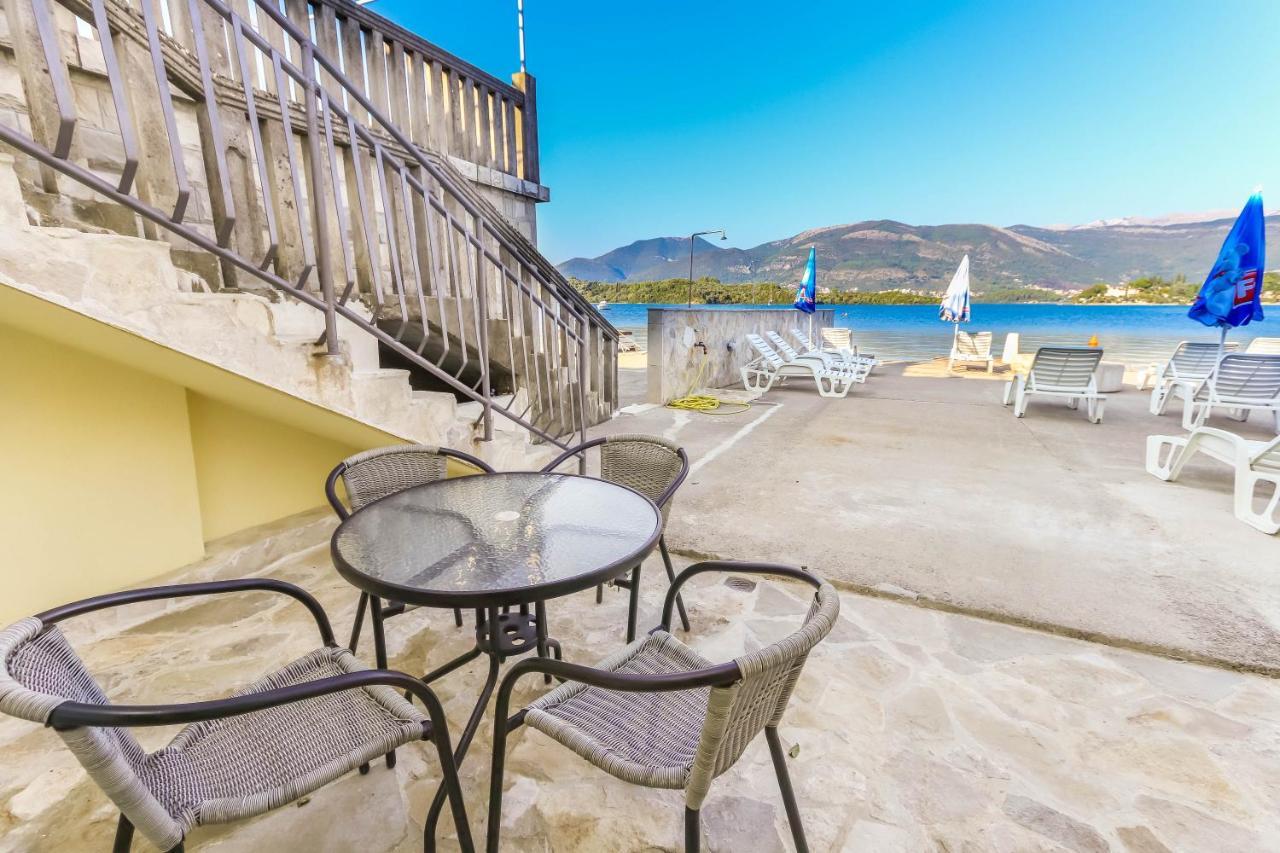 Apartments Bella Di Boka Тиват Екстериор снимка
