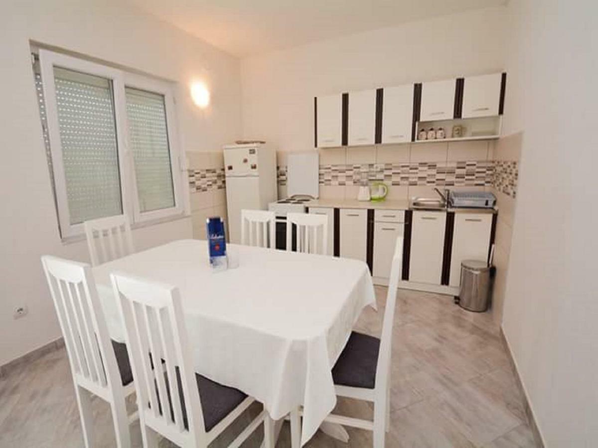 Apartments Bella Di Boka Тиват Екстериор снимка